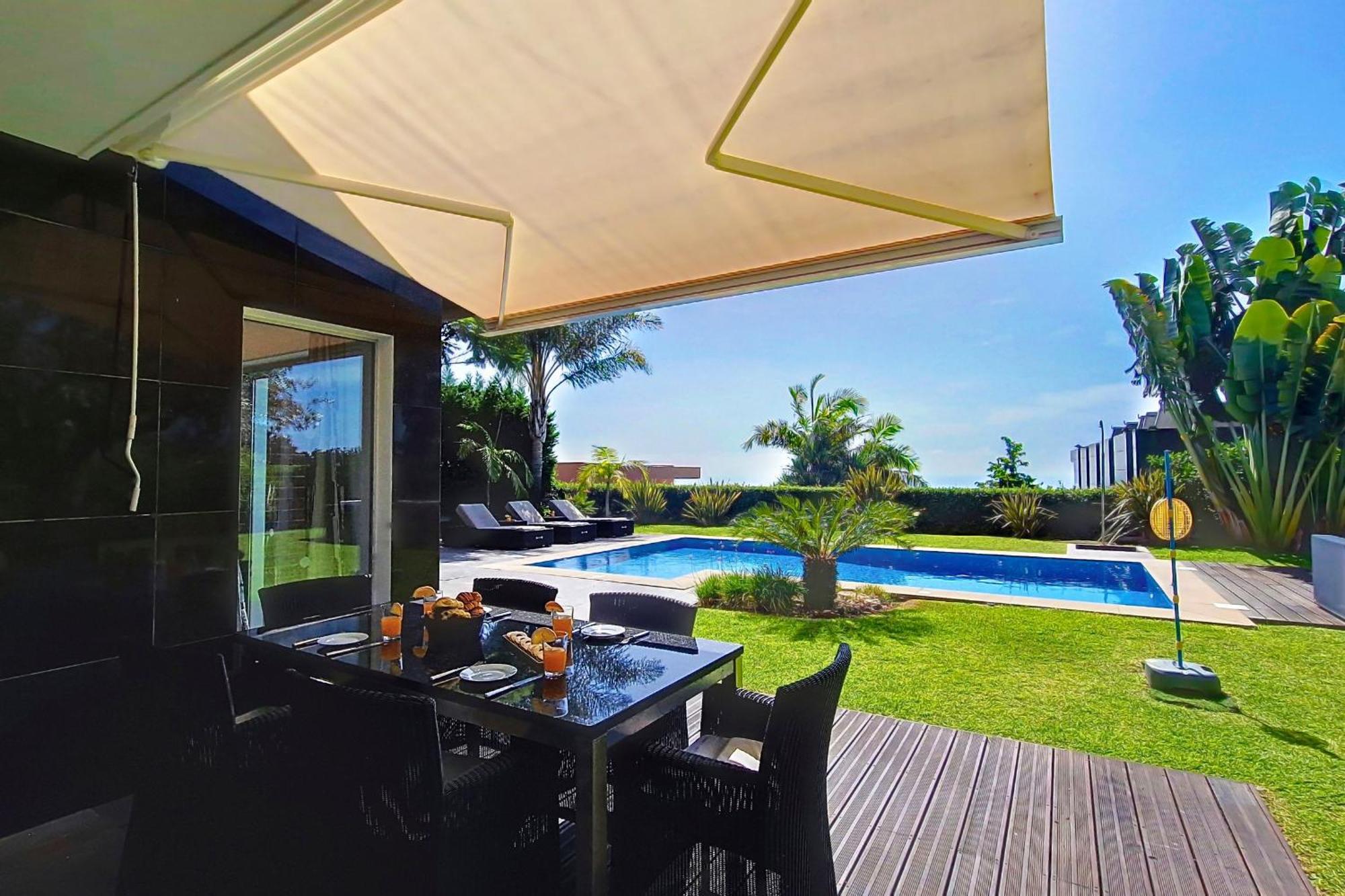 Villa Ravenala - By Lovelystay Funchal  Buitenkant foto