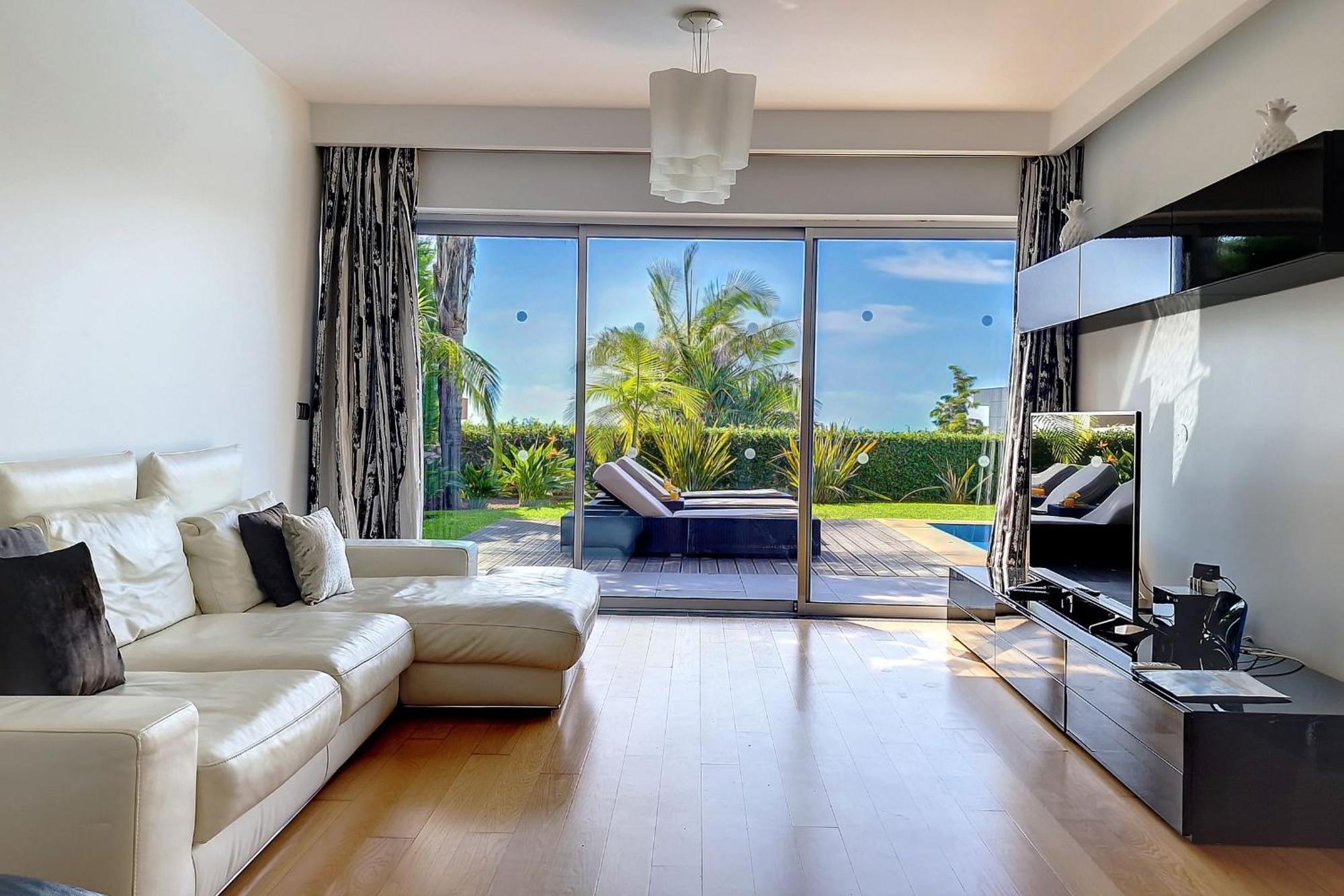 Villa Ravenala - By Lovelystay Funchal  Buitenkant foto