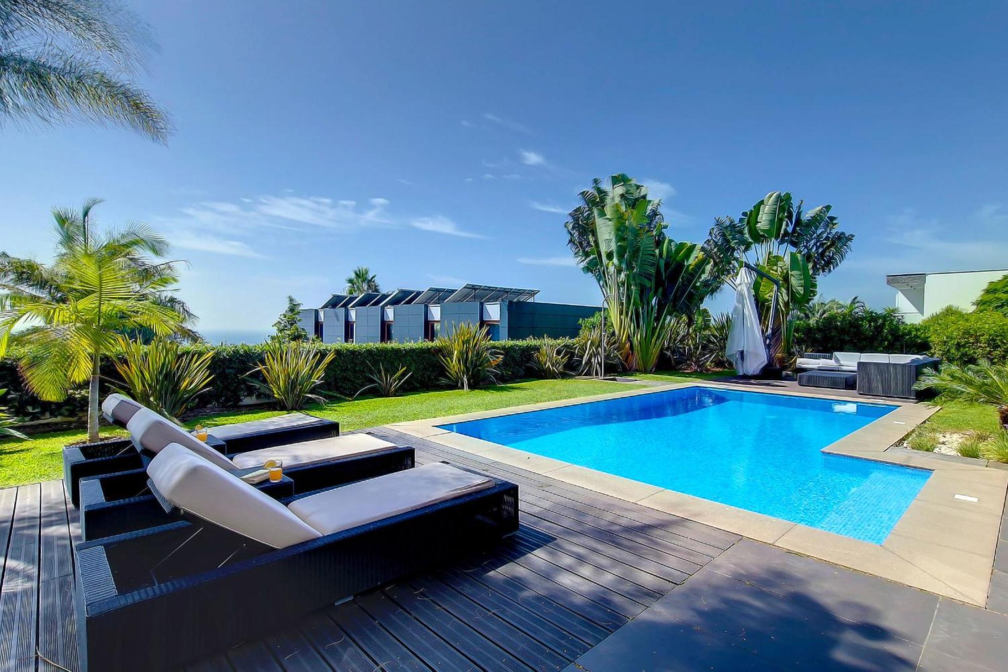 Villa Ravenala - By Lovelystay Funchal  Buitenkant foto