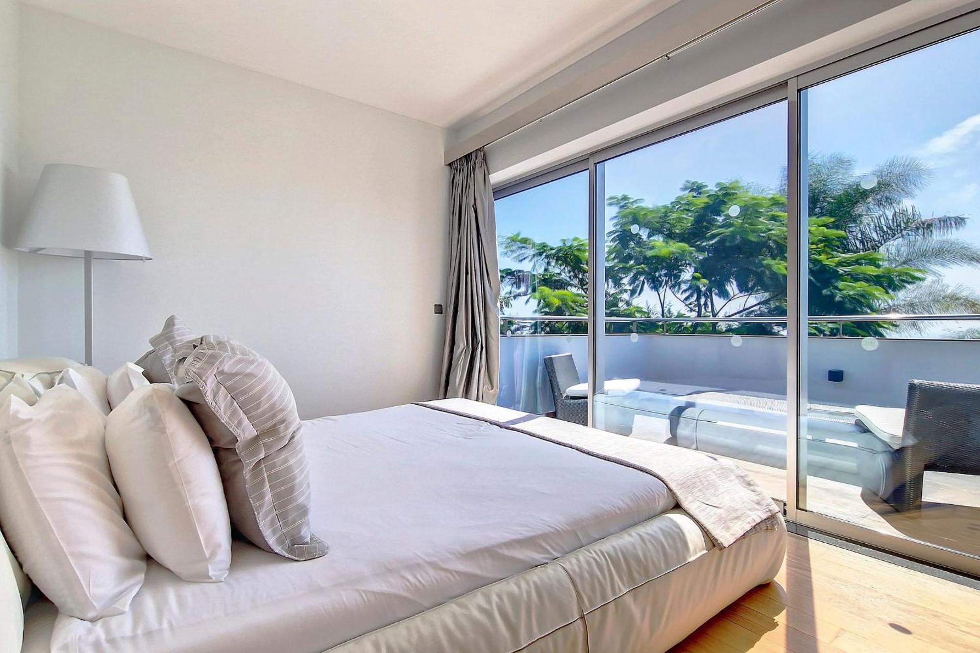 Villa Ravenala - By Lovelystay Funchal  Buitenkant foto